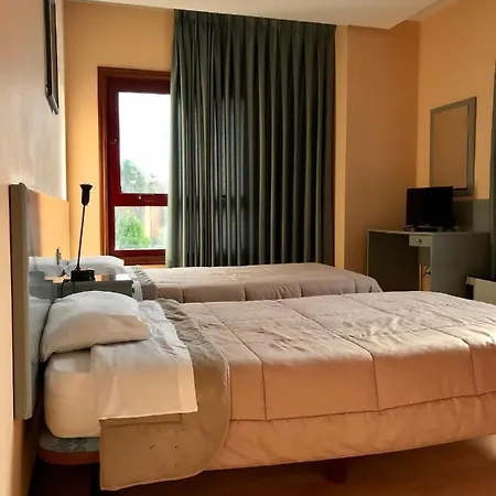 Baccus Hotel *